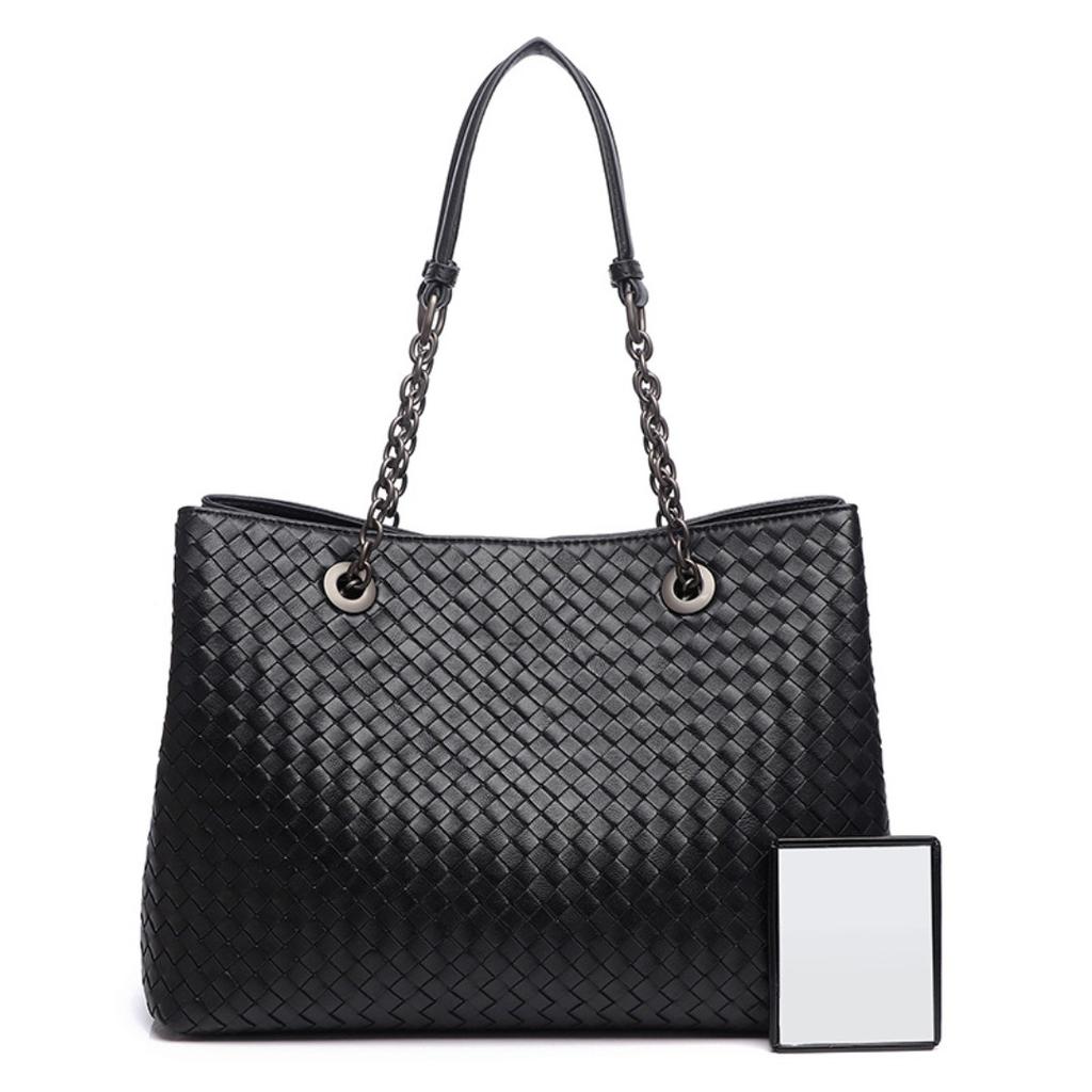 Trendy new first-layer sheepskin women's bag women's shoulder bag large-capacity fashion woven versatile light luxury