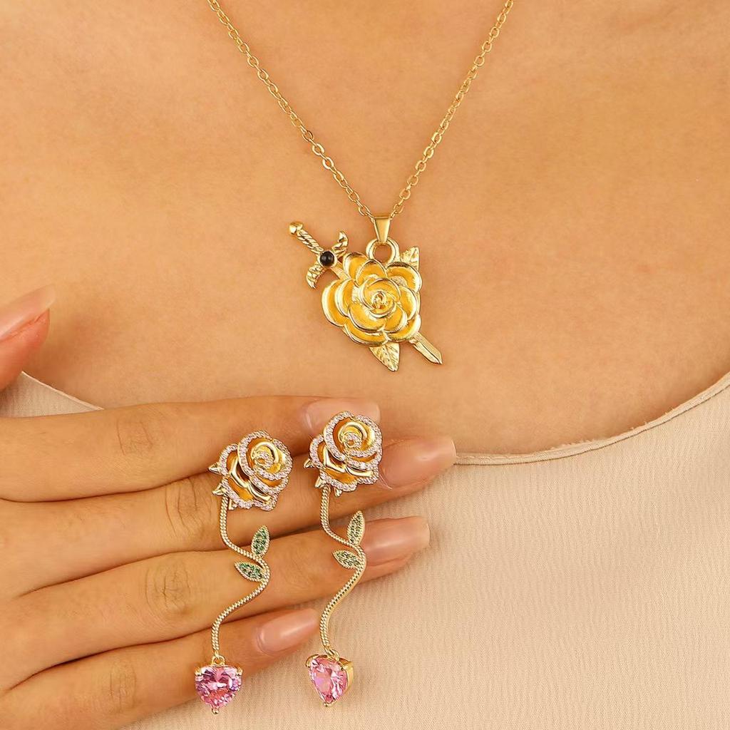 Gothic Heart & Wings Necklace – Retro Arrow Clavicle Chain Accessory