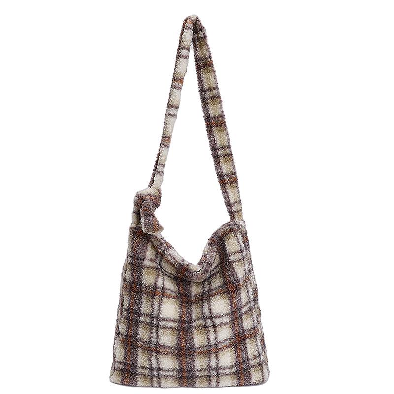 2025 Autumn/Winter Plaid Plush Shoulder Bag: Retro Large Capacity Women's Tote