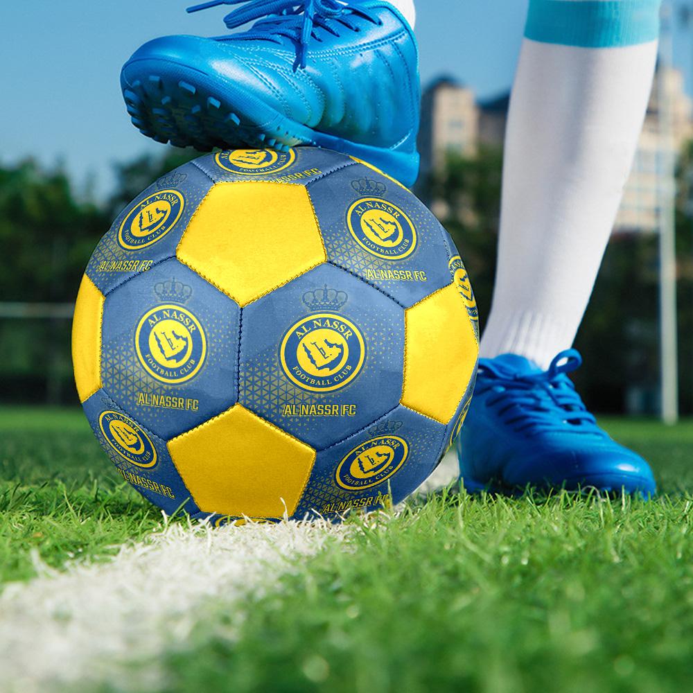 Pallone da Calcio Indoor Al Nassr FC Colorato Per Tutte le Età Taglia 5 Cucito a Macchina PVC Pronto per la Competizione Resistente Alta Rimbalzabilità