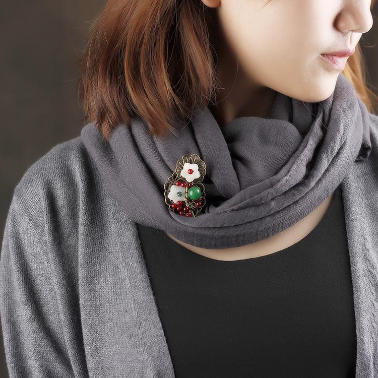 Retro Handmade Agate Shell Brooch Women's Versatile Literary and Multi-purpose Silk Scarf Cardigan Clip Hairpin with Accessories