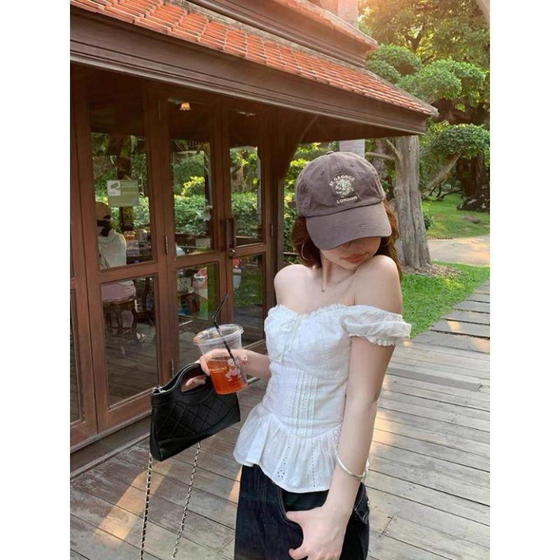 Moon White Tea Super Nice French style Pure Desire Style Sweet Lace Design Sense Waist Hugging Puff sleeve off-Shoulder Top