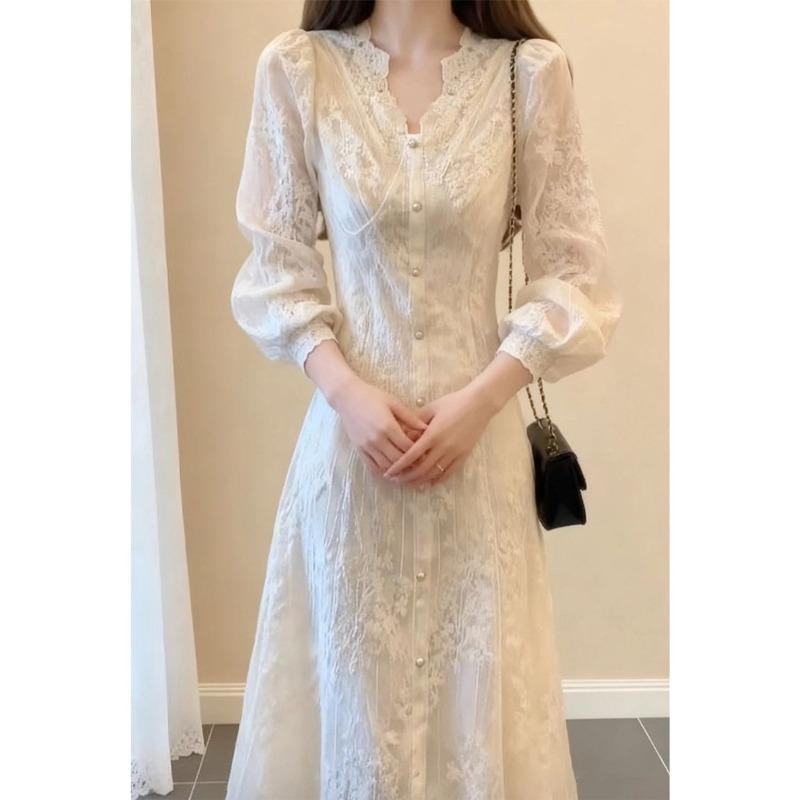 Französisches Sanftes Spitzenkragen Langarmkleid Einzigartige Schönheit Hohes Temperament Taille Langes Kleid Herbst