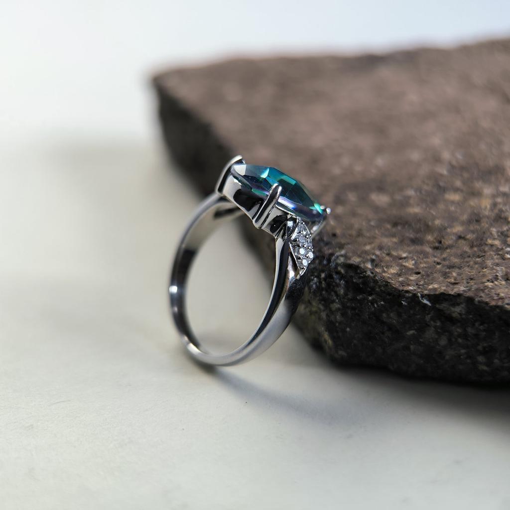 Серебряное кольцо с мистик топазом 3.492ct, вес изделия 3,47 гр (2203773)