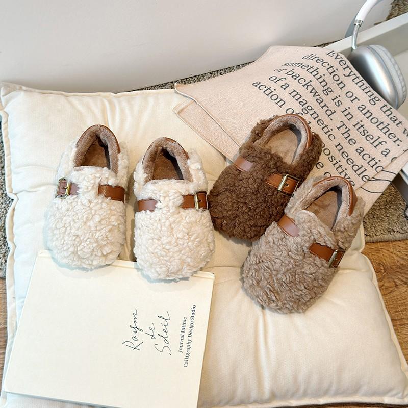 Girls' furry shoes for outdoor wear, children's cotton shoes, new winter loafers with plush lining, warm shoes for little girls and toddlers