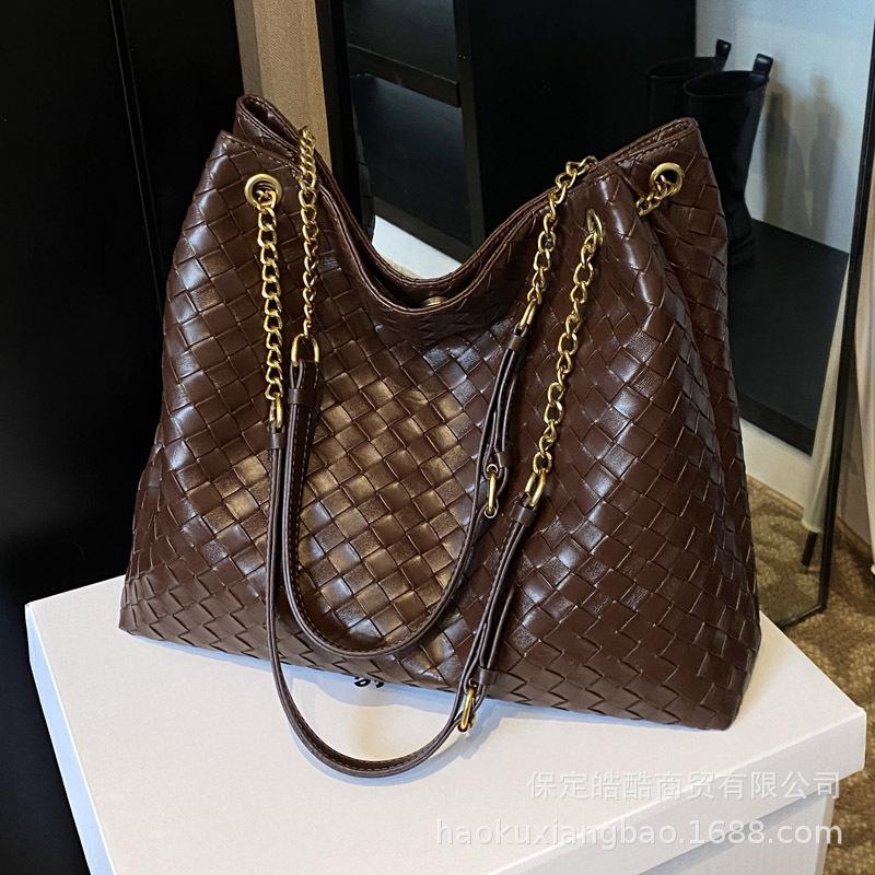 Korean Version of Retro Casual Work Commute Large-capacity Bag Women's 2025 New Woven Tote Bag Versatile Shoulder Bag