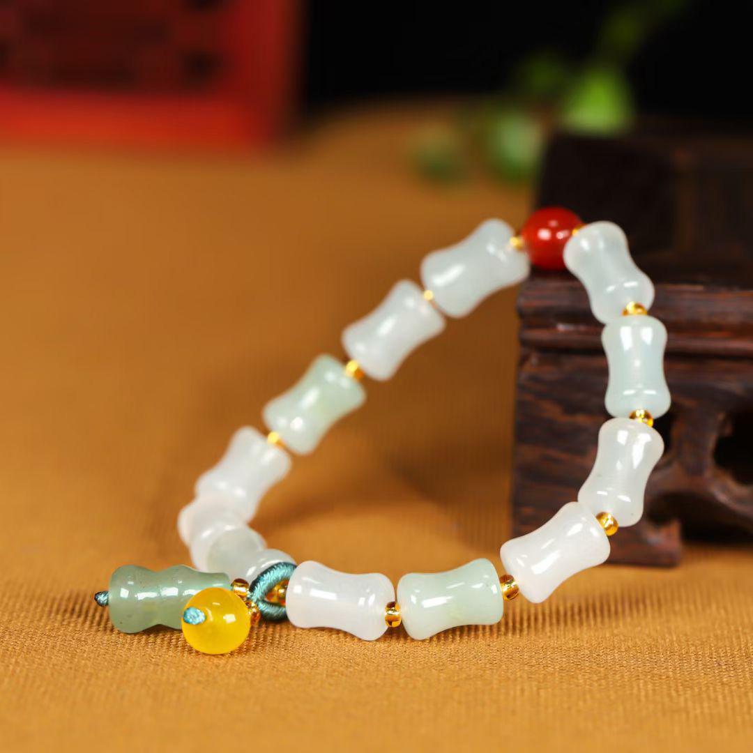 Браслет с круглым кулоном из тибетского зеленого нефрита Дунлин