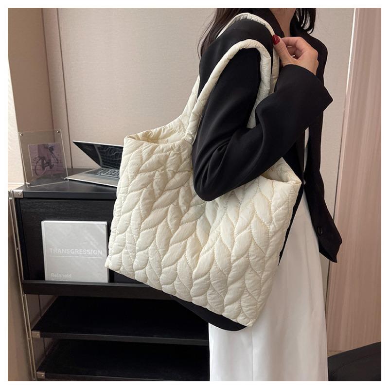 Modische Tasche mit großem Fassungsvermögen für Damen. Neue Unterarmtasche. Modische und einfache Unterarm-Tragetasche mit einer Schulter