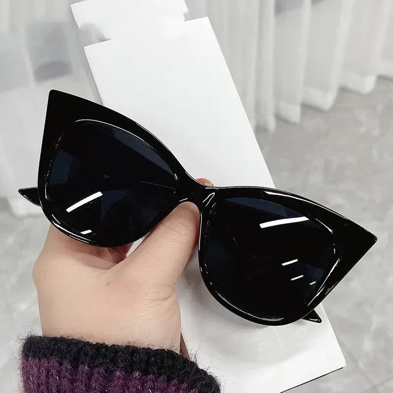 Módní kočičí brýle Dámské Vintage Oversized Gradient Sluneční brýle Stínidla Dámské Luxusní Designové Sluneční brýle UV400