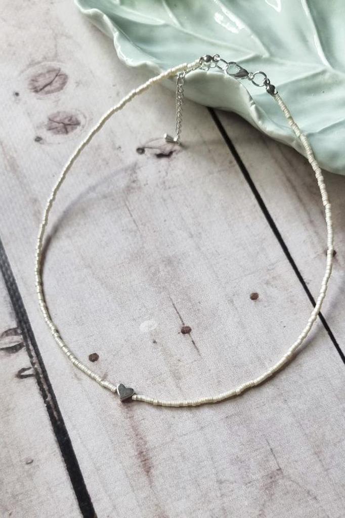Handmade Beaded Choker with Heart Pendant – Beige