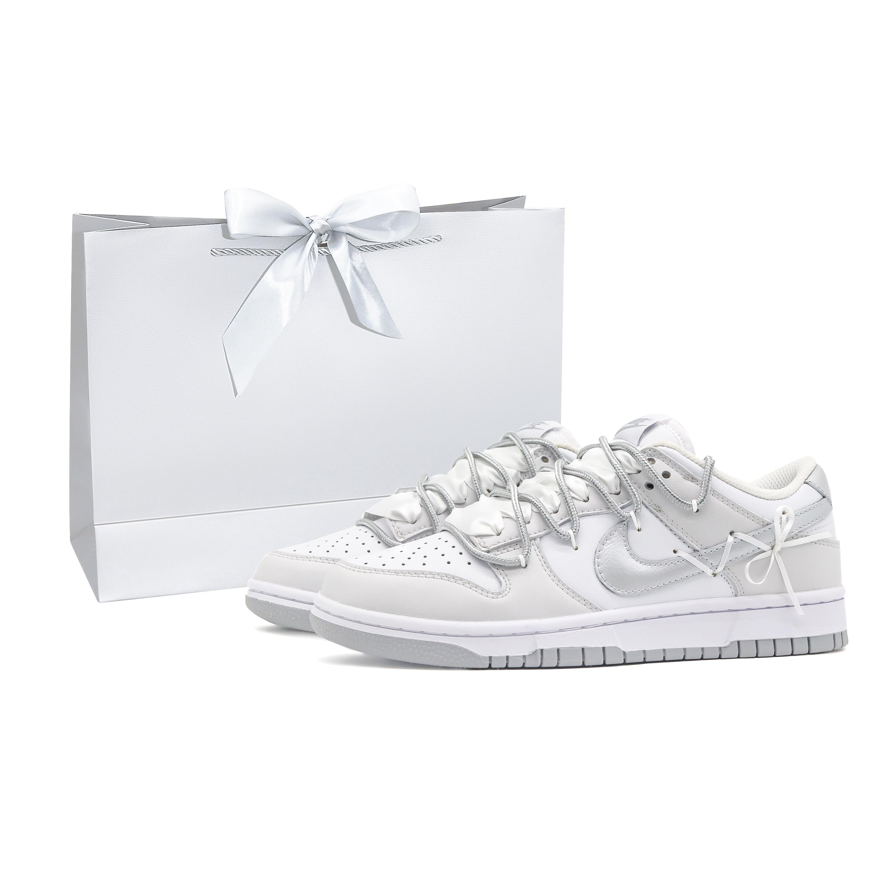 

Nike Dunk Leather Slip Resistant Cushioning Abrasion Resistant Low top Skateboard Shoes Women s White Silver DH9765-102(Team52-S-BOX) 36.5