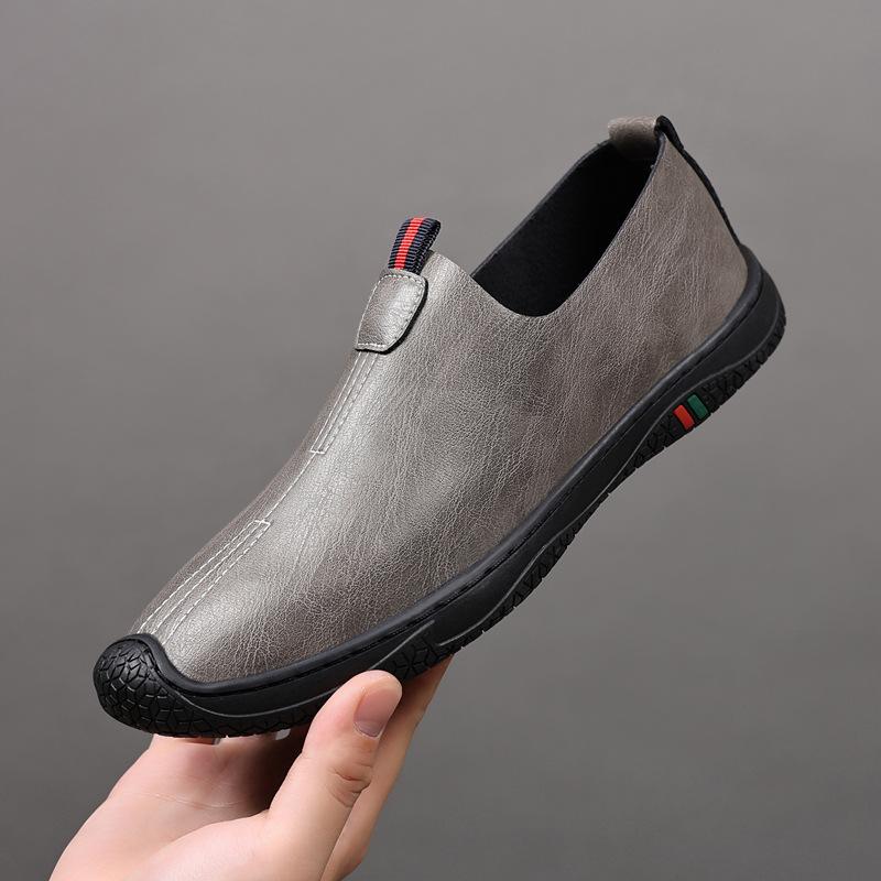Solid Color Big Size Casual Loafers for Men Fashion Spring Autumn Light Driving Shoes Man New Designer Leather Shoes Male