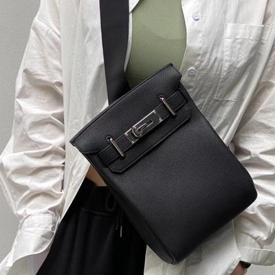 New Bag Unisex Breast Bag High Quality First Layer Cowhide Shoulder Crossbody Commuter Bag Fanny Pack Women