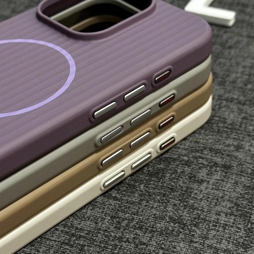 Corrugated Magnetic Case for iPhone 17 Pro Max - Frosted PC Hard Protective Cover