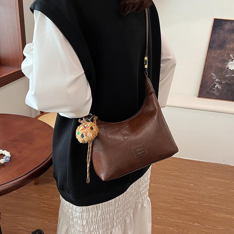 Foreign style messenger bag small bag women's new fashion shoulder bag 2025 summer messenger armpit bag