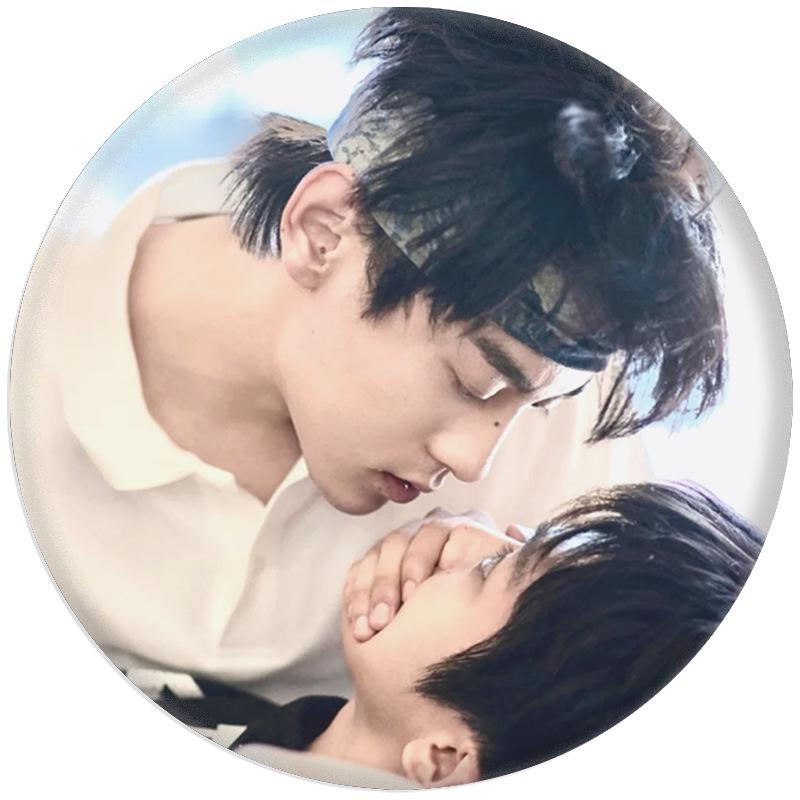 Брелок-зеркальце Ziyu Reverse Love, значок-подвеска Badge
