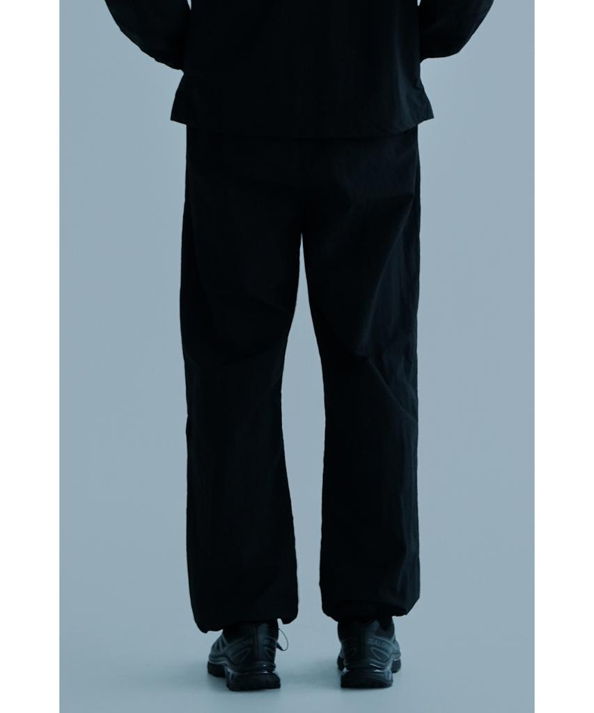 Eolseukamela [Reorder] Lightweight Parachute Pants_Black
