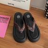 Fashion Internet celebrity explosion leopard print thick-soled flip-flops women's summer wear 2025 new versatile height-enhancing cool slippers