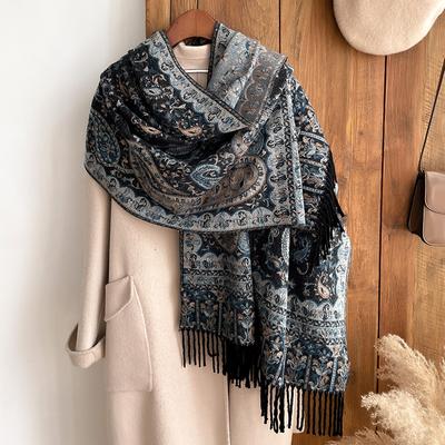 Accessoires – Schals & Tücher