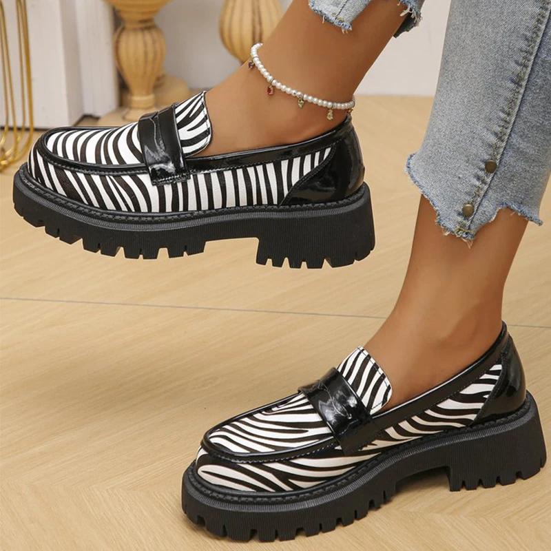 Fashion Women Shoes Casual Zebra Stripes Loafers Shoes for Women Spring Autumn Round Toe Platform Women's Loafers Plus Size Shoes Female