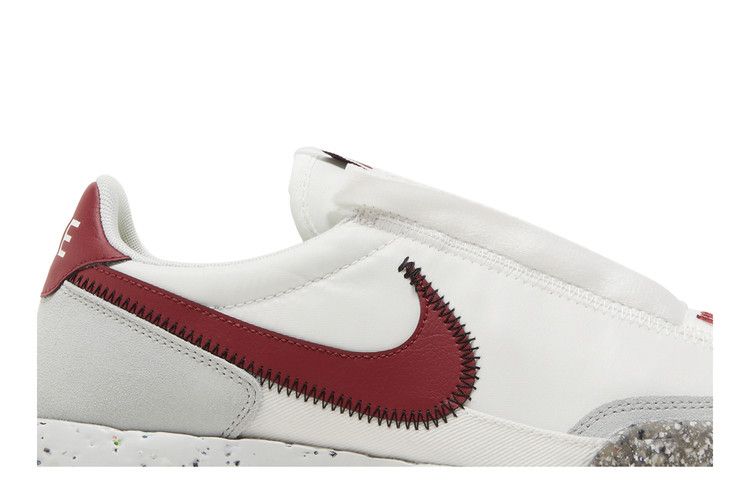 Women's Sneakers Nike Waffle Racer Crater Summit White Team Red (Women's)