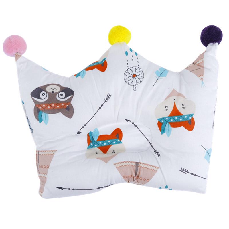 100% Cotton Baby Pillow Fashion Crown Shape Baby Pillow Baby Sleep Correcting Pillow Fashion Cartoon Pillow