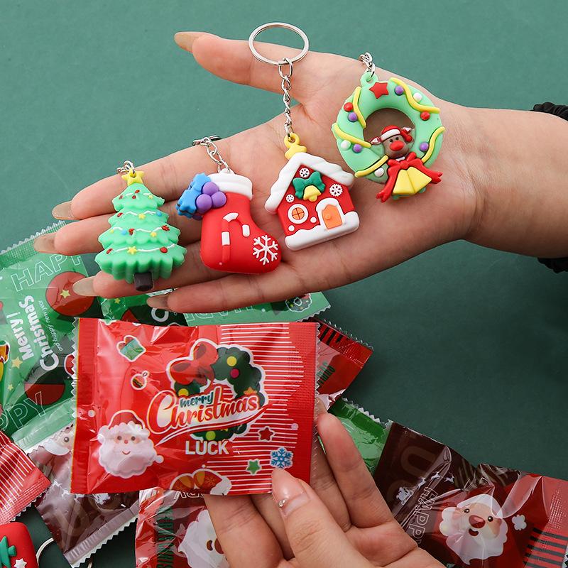 5Pcs Christmas Surprise Blind Bag Keychain Cartoon Santa Claus Snowman Tree Pendant Keyring Bag Hanging Decoration Festive Gift