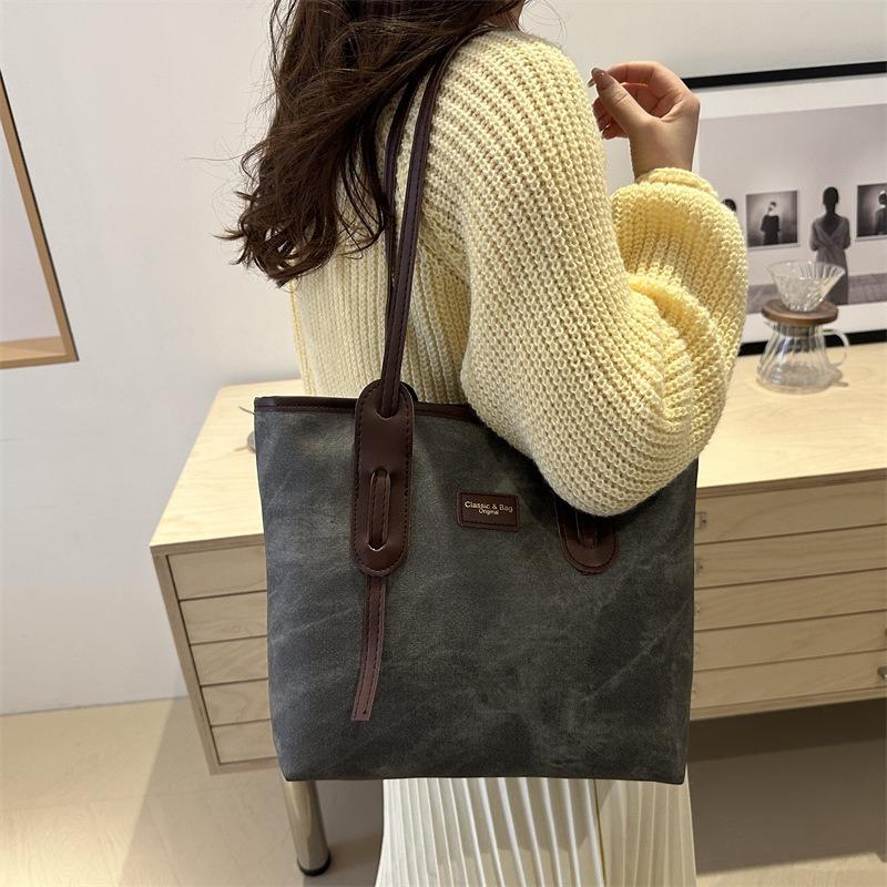 Winter New Casual Niche Shoulder Bag Large-capacity Bag Female Tote Bag College Student Class Commuter Bag