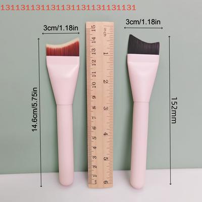 1PCS Lightweight Wooden Handle Face Contour Brush for Mixed Foundation Cream Application Ultra Thin Crescent Foundation Brush