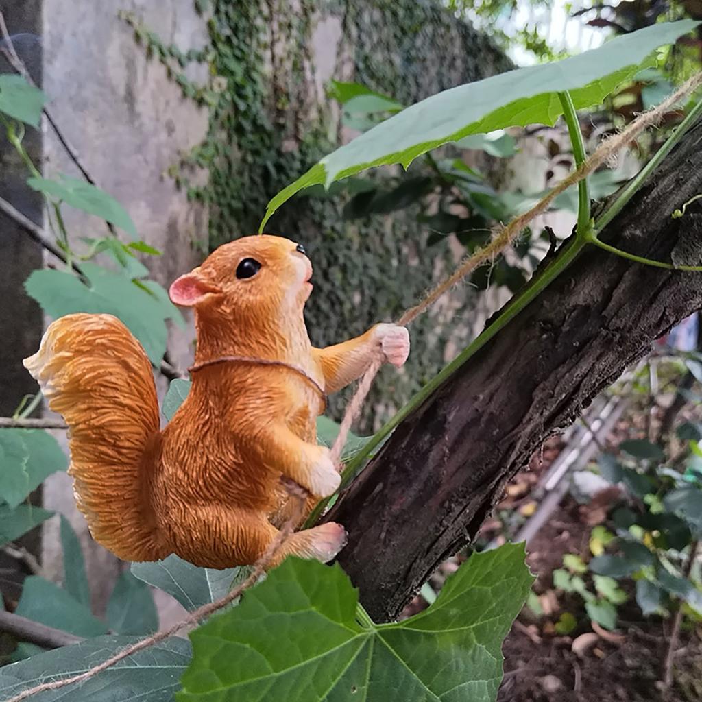 Squirrel Garden Statue Decor Statue Cute Resin Squirrel Outdoor Fun Garden Decor Yard Fence Backyard Tree Climbing Crafts