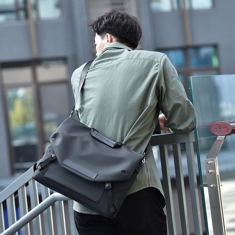 Men's Waterproof Oxford Cloth Crossbody Laptop Bag - Casual Business Shoulder Handbag, Shockproof Design