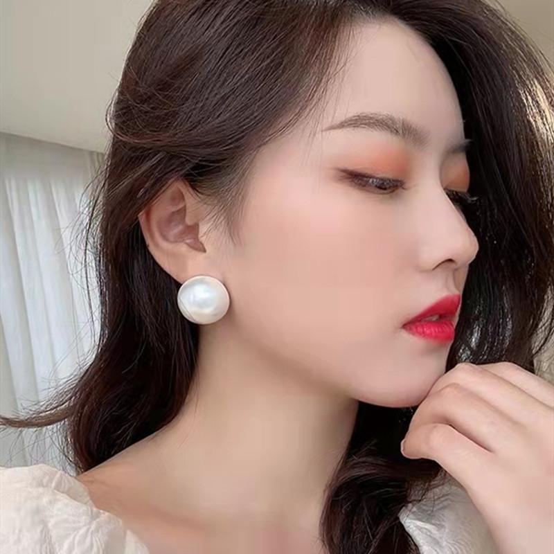 Big Simulated Pearl Earrings Temperament Simple Personality White Statement Earrings For Women Korean Earrings Jewelry Gift