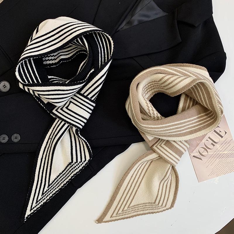 Scarf Women's Winter New Black and White Classic Striped Versatile Lazy Neck Protection Decorative Temperament Scarf Scarf