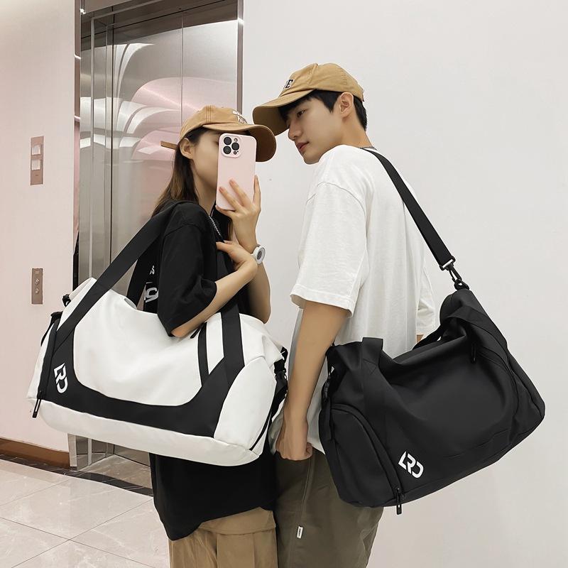 Travel bag diagonal span dry and wet separation hand carry large capacity sports fitness bag leisure boarding business travel storage bag
