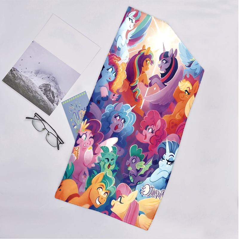 Little Pony Fashion Beach Towel: Ideal for Summer Adventures Soft, Absorbent and Quick Drying Suitable for Swimming and Bathing