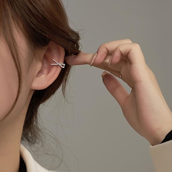 1Pc Women Ear Cuff, Non-Pierced Clip-on X-Shaped Ear Cuff, Rhinestone Inlaid Adjustable Fit Ear Clip, Simple Earring Jewelry Gift
