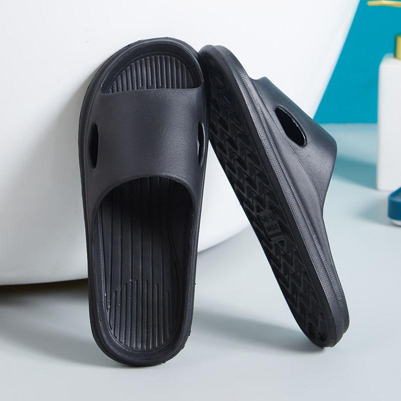 Summer thick-soled cool slippers women wear outside, step on shit sandals soft sole light couple indoor household bathroom slippers men