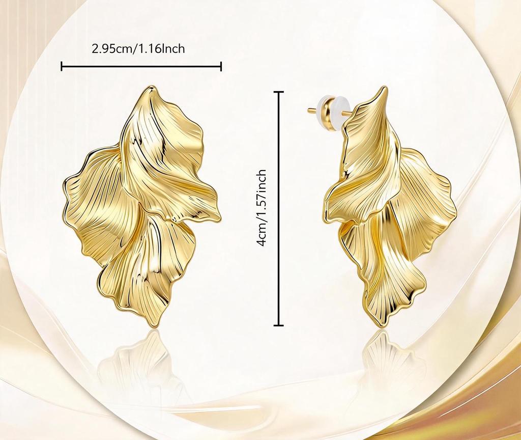 Elegant Pearl Earrings: New Chinese Style, Copper-Plated Silver with a Unique Gold Design