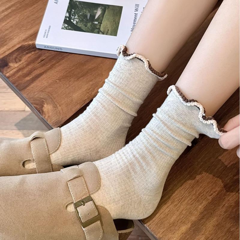 Boneless Lace Pile Socks, Color-blocking Black Ear-trimmed Mid-calf Socks, Sweet and Girlish Ballet Style