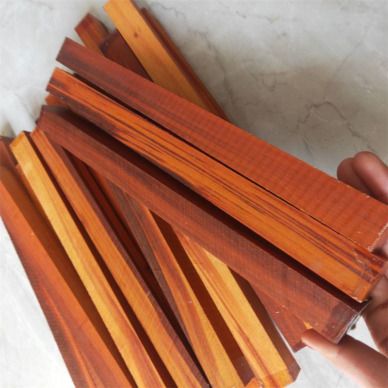 30x2.2x2.2cm Rosewood Buddha Beads Blanks Small Leaf Red Sandalwood Golden Star Square Wood Rods for Couple Bracelet Making
