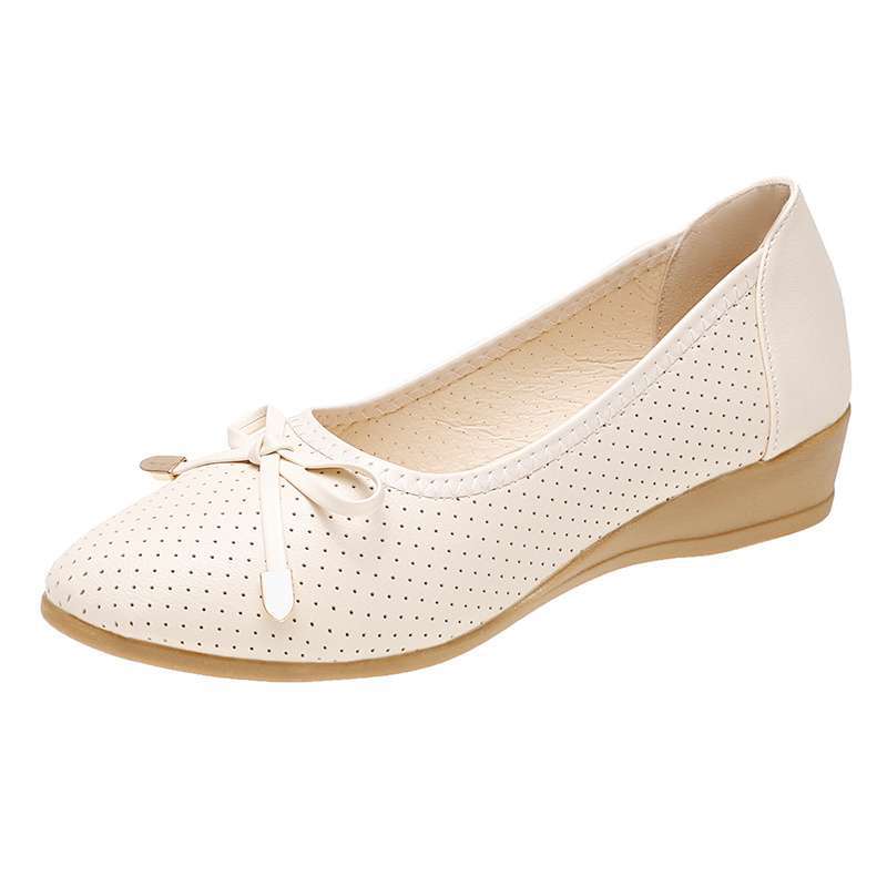 Mom Shoes Women's Slope Heel Soft Leather Beef Tendon Sole 2025 New Bow Round Head Breathable Doudou Shoes Casual Single Shoes Women
