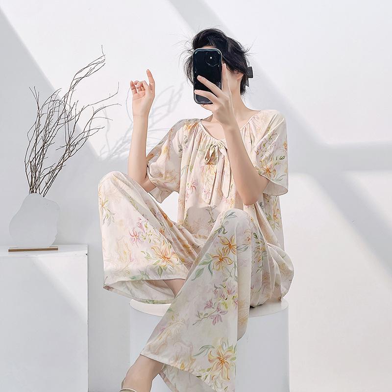 1011 new pajamas women's summer cotton and silk thin short-sleeved trousers set can be worn outside spring and autumn large-size loungewear