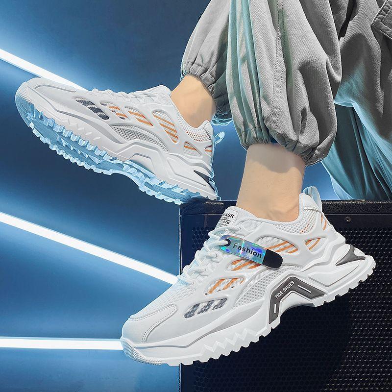 Autumn Breathable Men's Shoes 2025 New Little White Shoes Winter Trend Versatile Men's Leisure Sports Dad Trendy Shoes