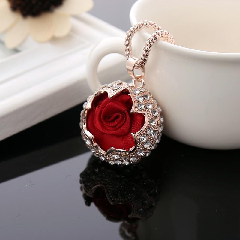 Elegant Color Rose Pendant Long Necklace For Women Shinning Crystal Flower Sweater Accessories
