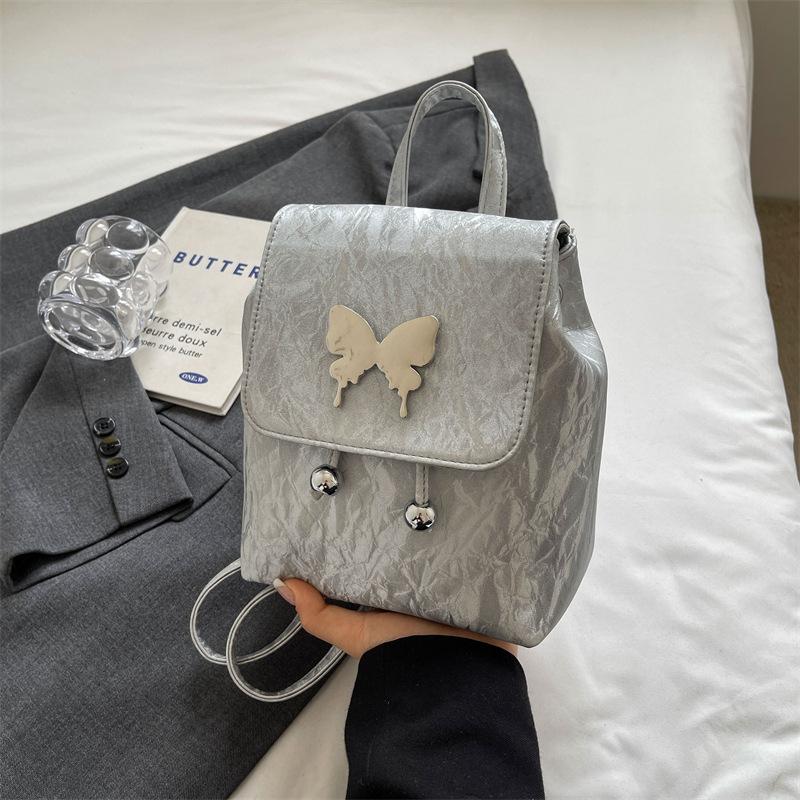 

В этом году популярный рюкзак-бабочка super fire 2024 для женщин, новая мода, повседневный розыгрыш с сумочкой, универсальный маленький рюкзак