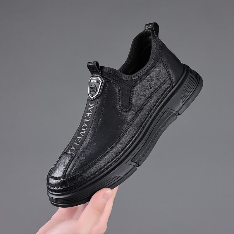 2025 neue Lederschuhe Herren Frühling und Herbst Herrenschuhe Mode Freizeit Ein-Pedal-Schuhe