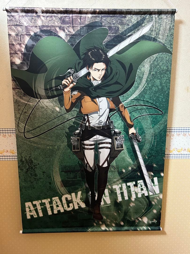 

[Б/У] Гобелен Леви из Атаки Титанов