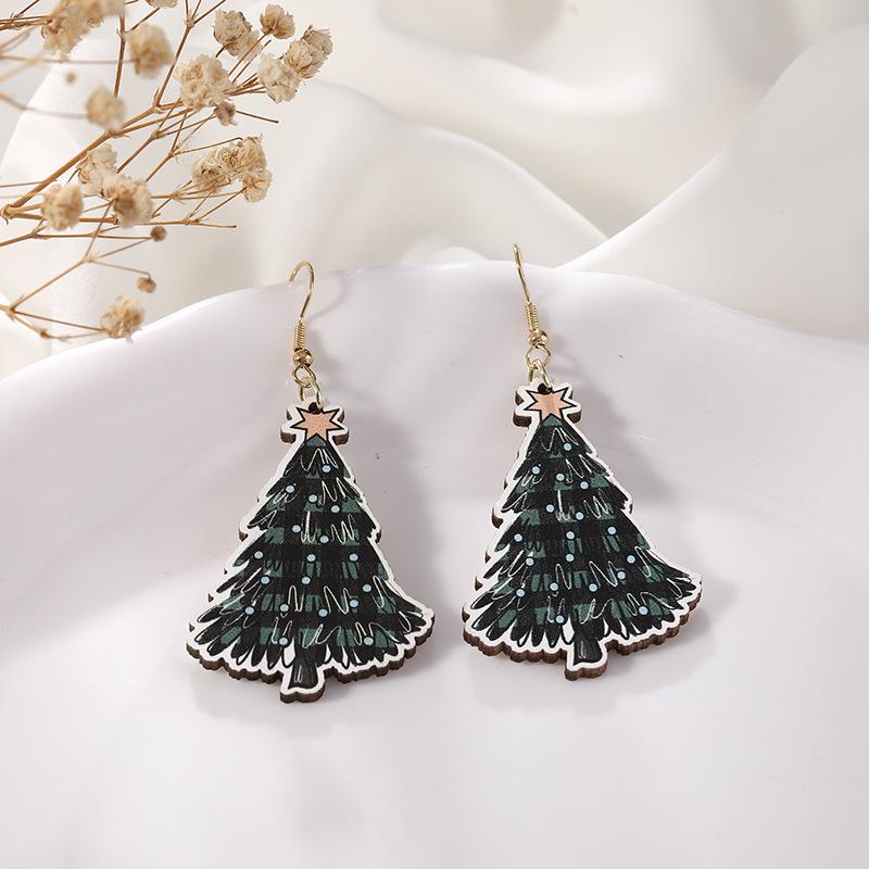 High-End Reindeer Candy Christmas Earrings for Women: Cute Cartoon Holiday Jewelry