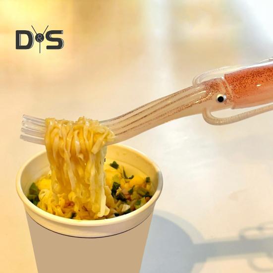 Ramen Fork Squid Shape Noodle Fork Reusable High Temp Resistant Creative Cutlery for Home Restaurant Kitchen