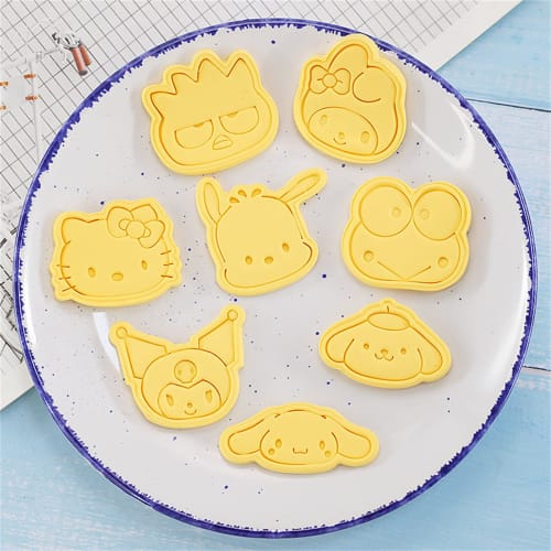 Set of 8 Hello Kitty Cookie Molds, Sanrio Cookie Molds, Cookie Cutters for Biscuits, DIY Baking, Press-Type Cookie Molds, Kitchen, Kids, Prizes, Lunch